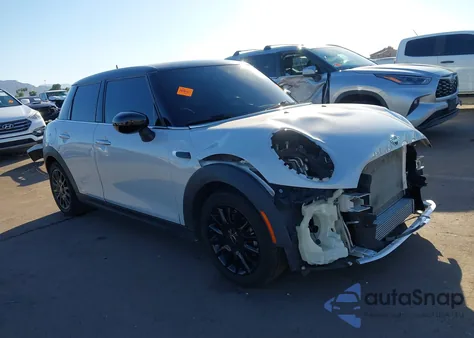 2020 Mini Hardtop 4 Door Cooper из США, поврежденный, VIN WMWXU7C08L2L76572
